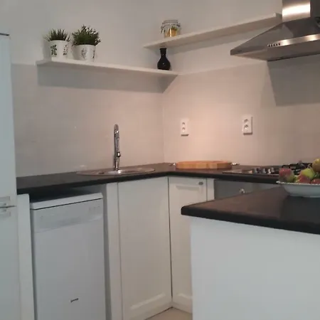Apartment Top Location *